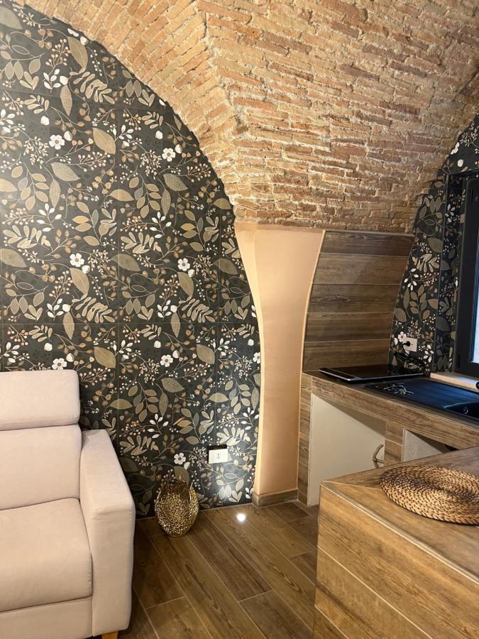 Le Dimore Del Gufo - Royal Suite Venosa Bagian luar foto