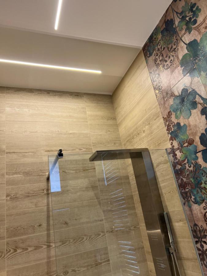 Le Dimore Del Gufo - Royal Suite Venosa Bagian luar foto