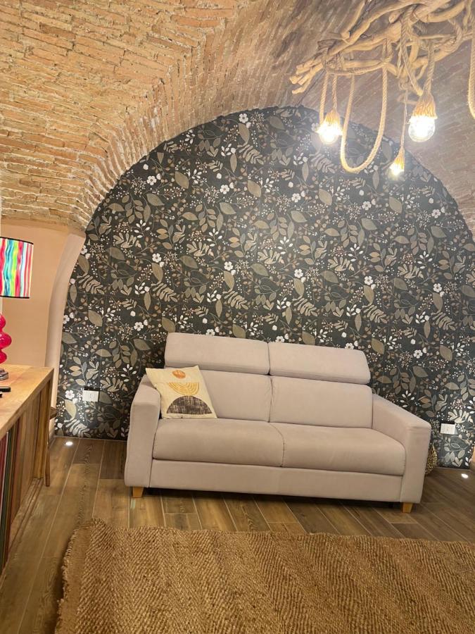 Le Dimore Del Gufo - Royal Suite Venosa Bagian luar foto