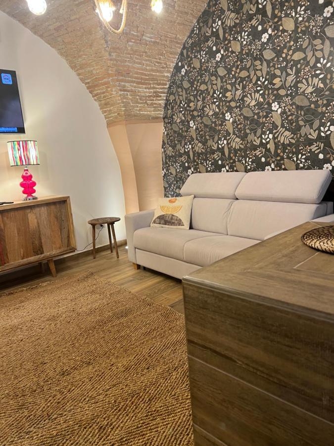 Le Dimore Del Gufo - Royal Suite Venosa Bagian luar foto