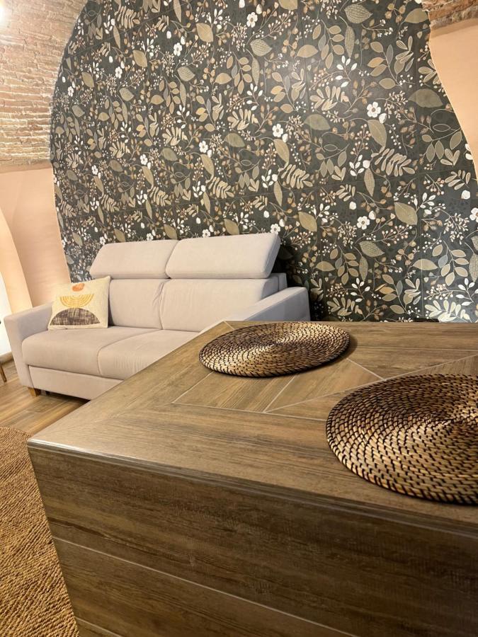 Le Dimore Del Gufo - Royal Suite Venosa Bagian luar foto