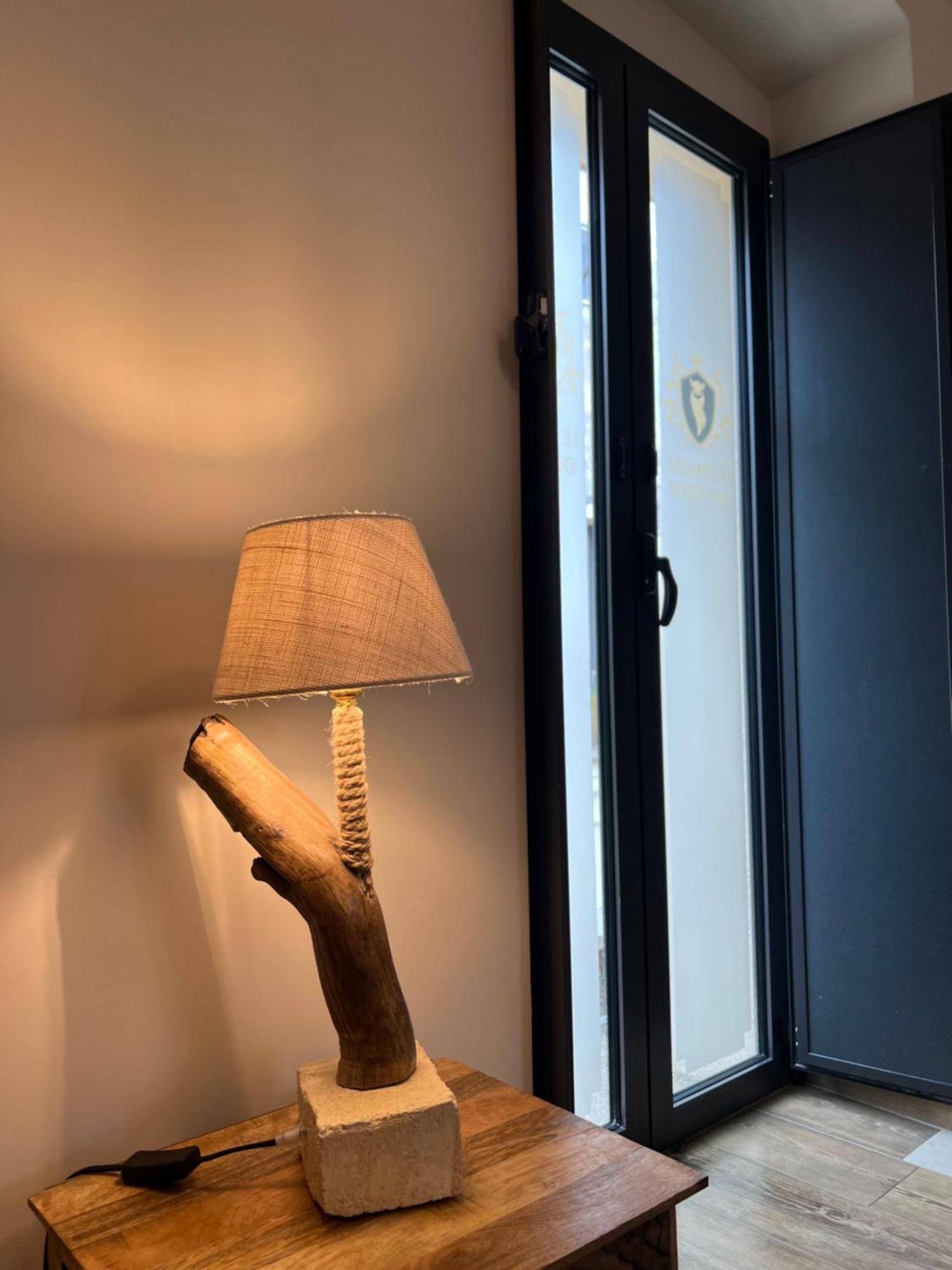 Le Dimore Del Gufo - Royal Suite Venosa Bagian luar foto